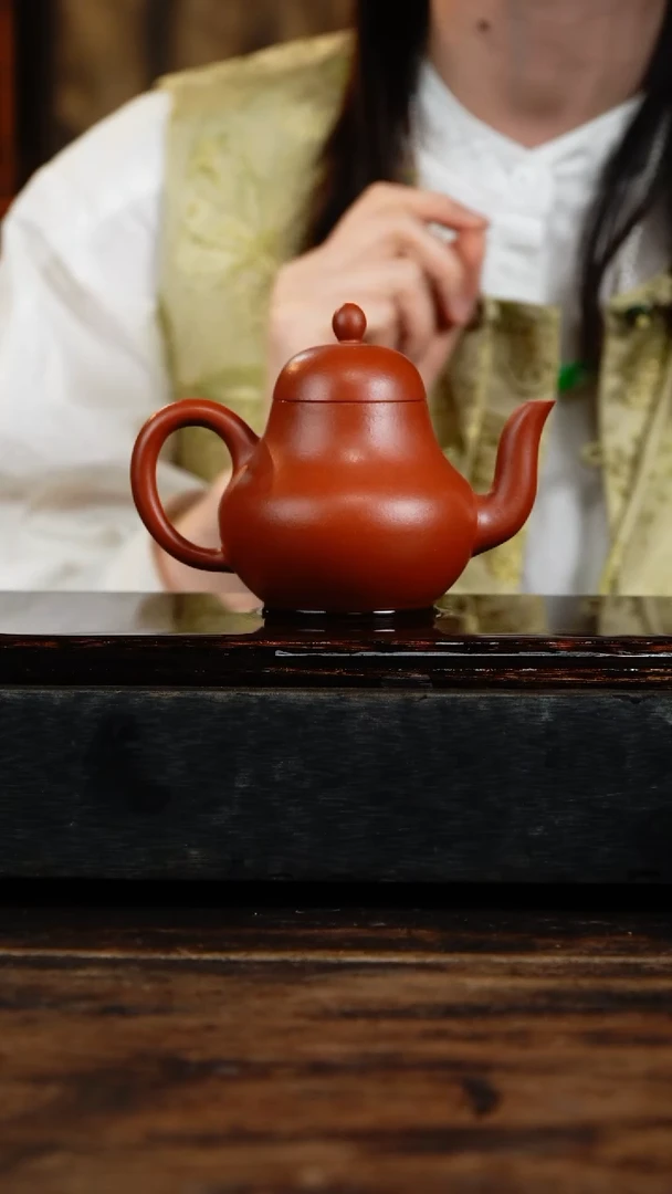 茶壶紫砂朱泥思婷。180CC。。