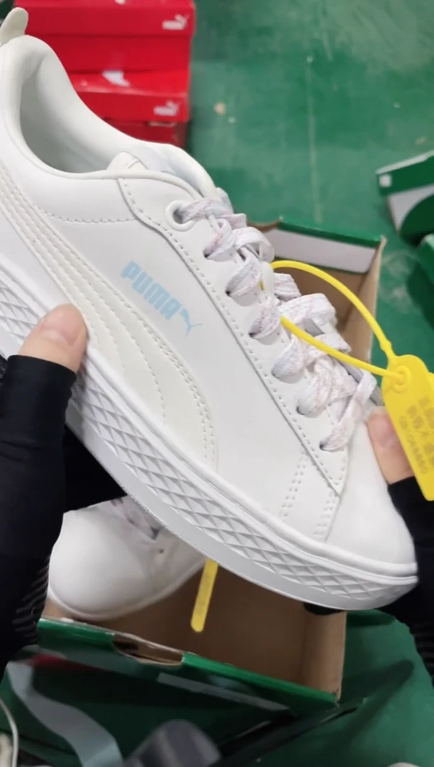 彪马时尚休闲运动鞋35.5M   QQ19