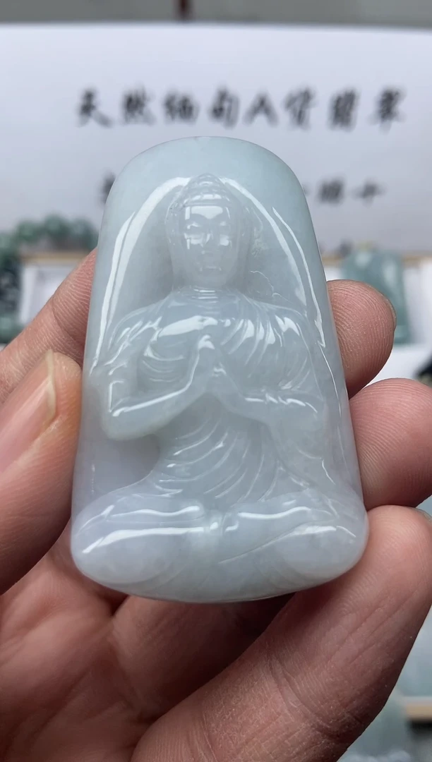 颈饰未镶嵌翡翠黄****5大日如来