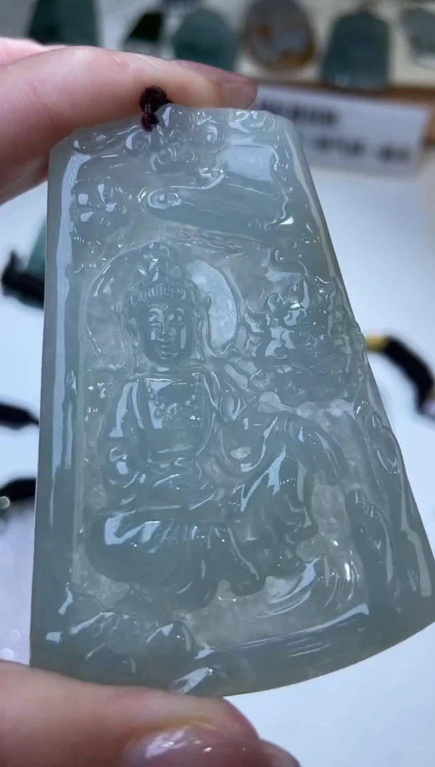 【闪购商品】翡翠颈饰未镶嵌2205908   