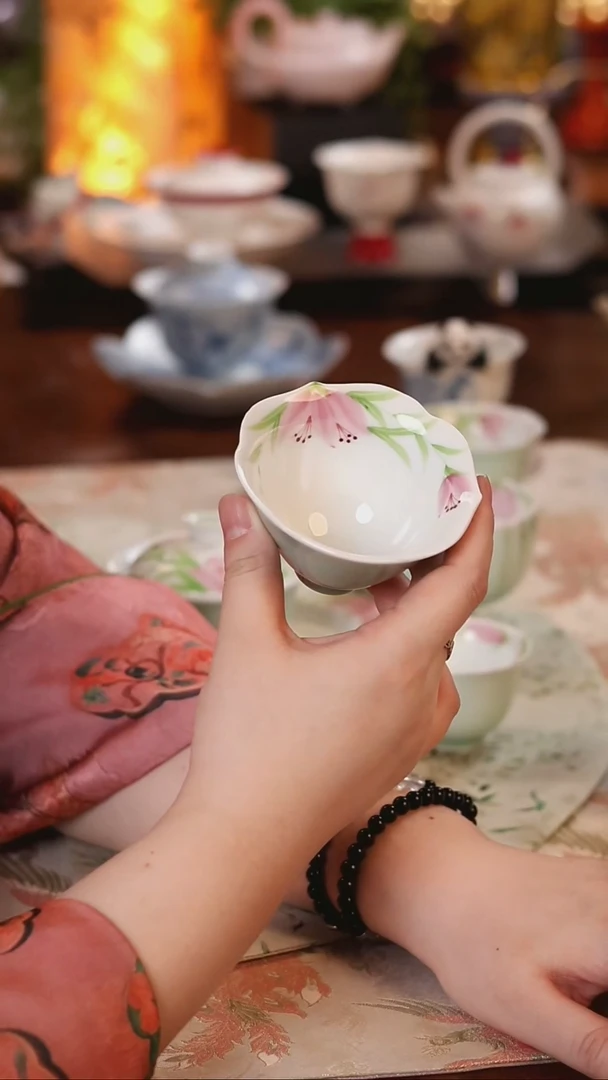 野百合茶杯 哈哈哈哈哈