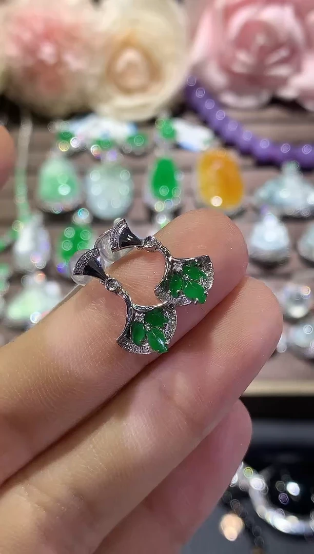 18K金镶嵌翡翠耳饰B128