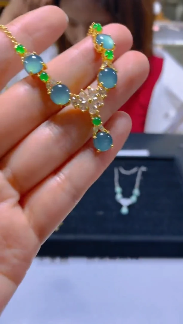 颈饰未镶嵌翡翠多样性发一