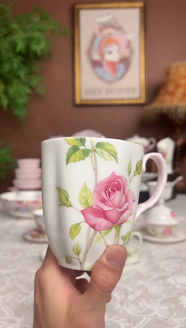 36%以上骨粉骨瓷玫瑰马克杯（微瑕）