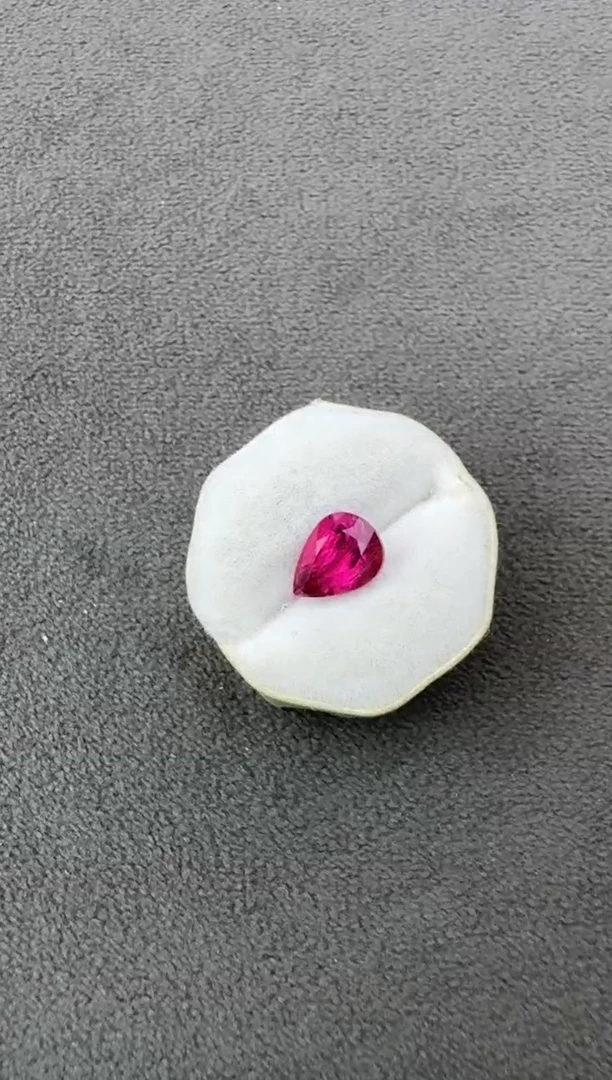未镶嵌珠宝半成品碧玺1.44ct