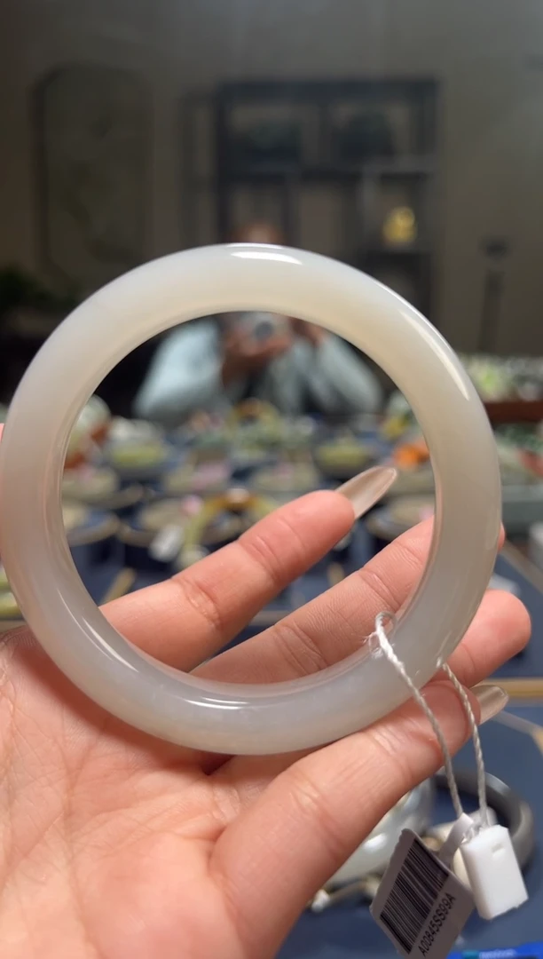 和田玉手镯未镶嵌A0084-59