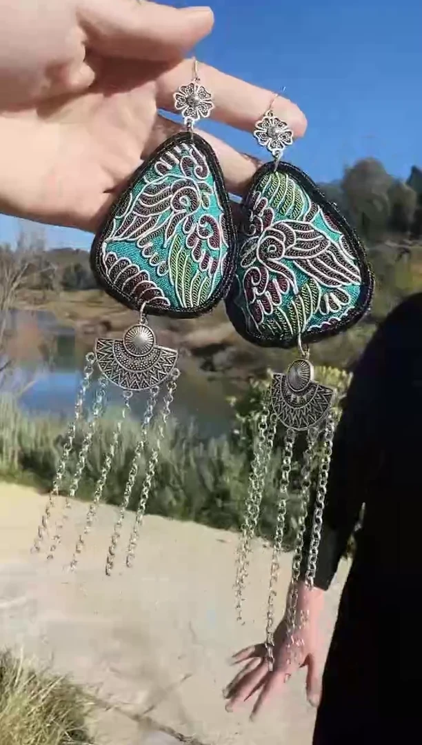 织绣手工苗绣刺绣饰品28