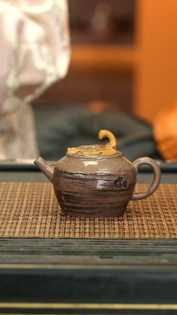 【闪购商品】紫砂茶壶WXT13问佛 鲨皮青