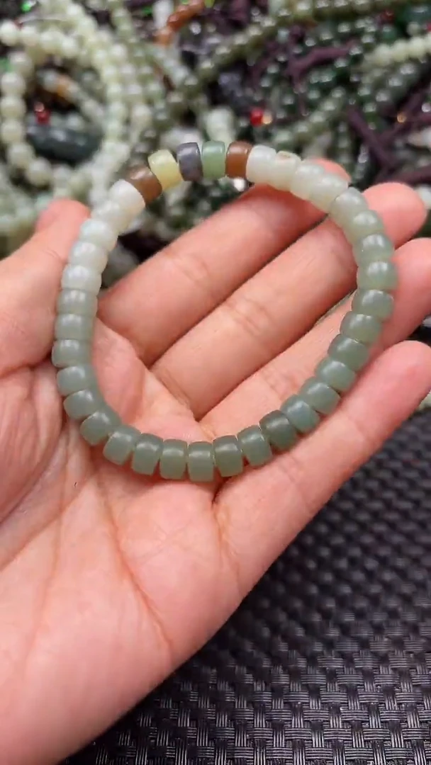 【闪购商品】和田玉颈饰未镶嵌.