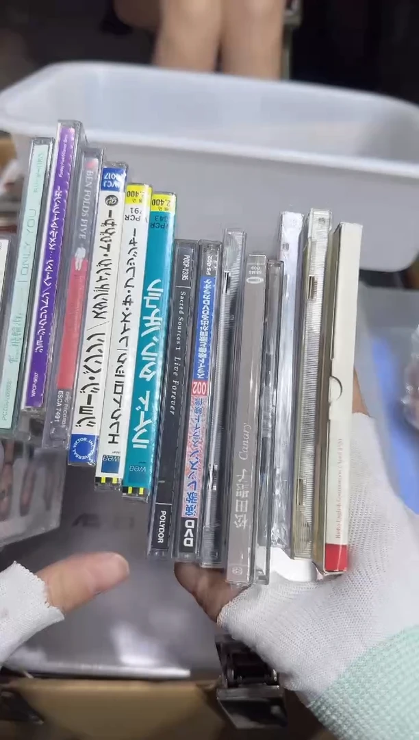 瓷片w****5  755中古商品，瑕疵品，不保好坏。