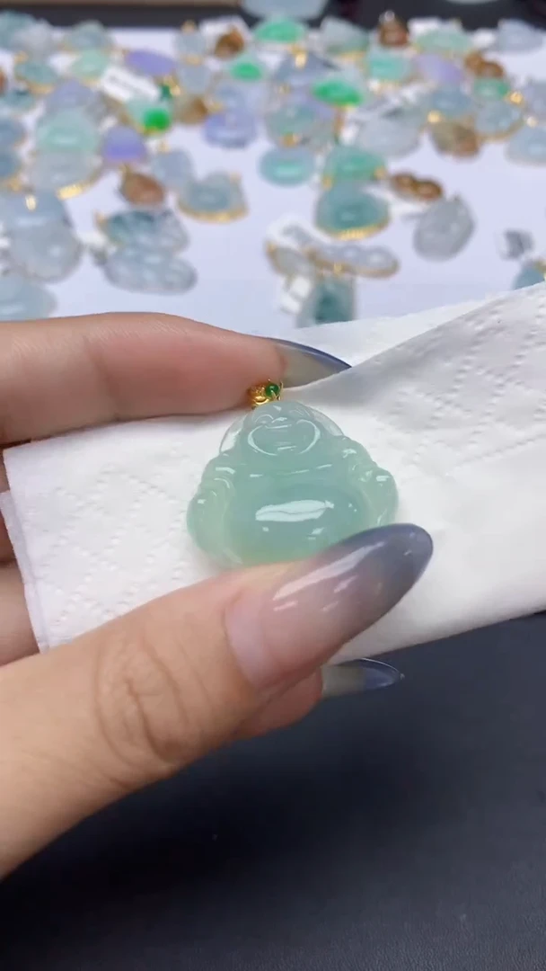 翡翠未镶嵌颈饰天然a货翡翠