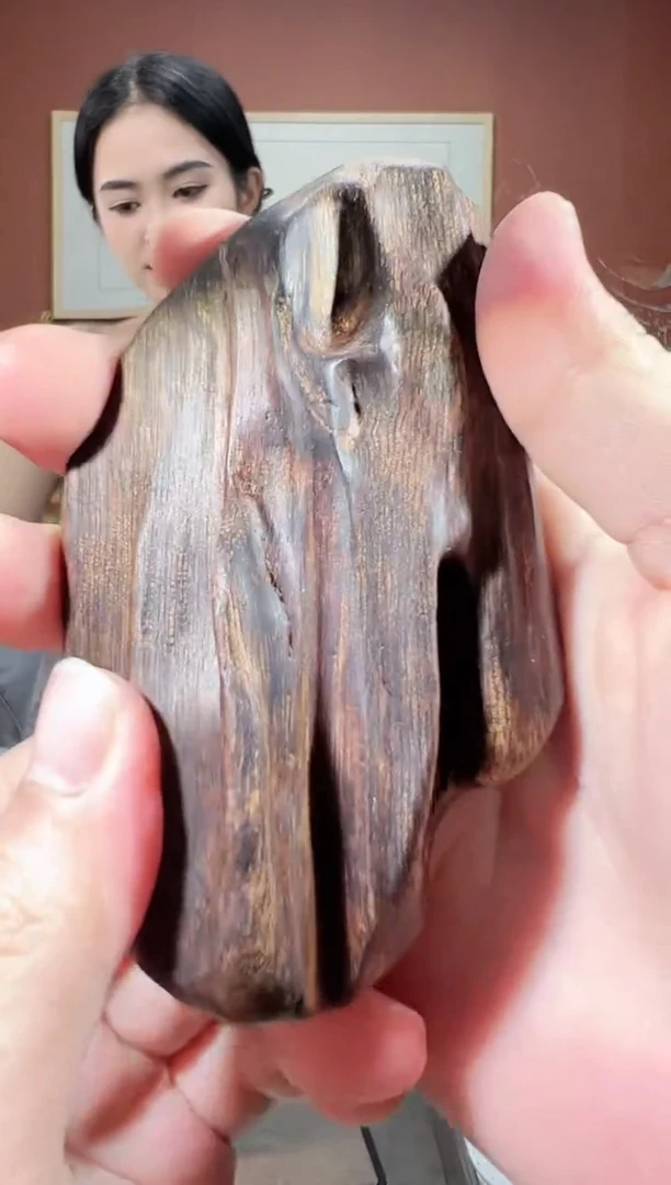 沉香吊坠166号芽庄多样性发一