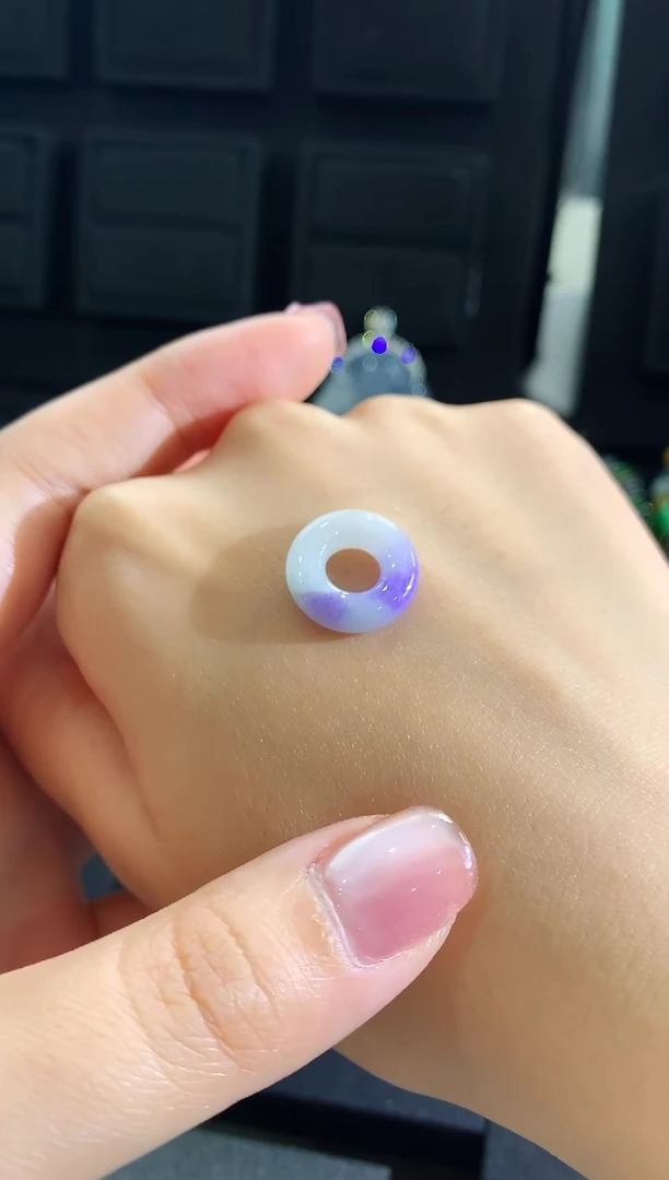 【闪购商品】翡翠颈饰未镶嵌吊坠