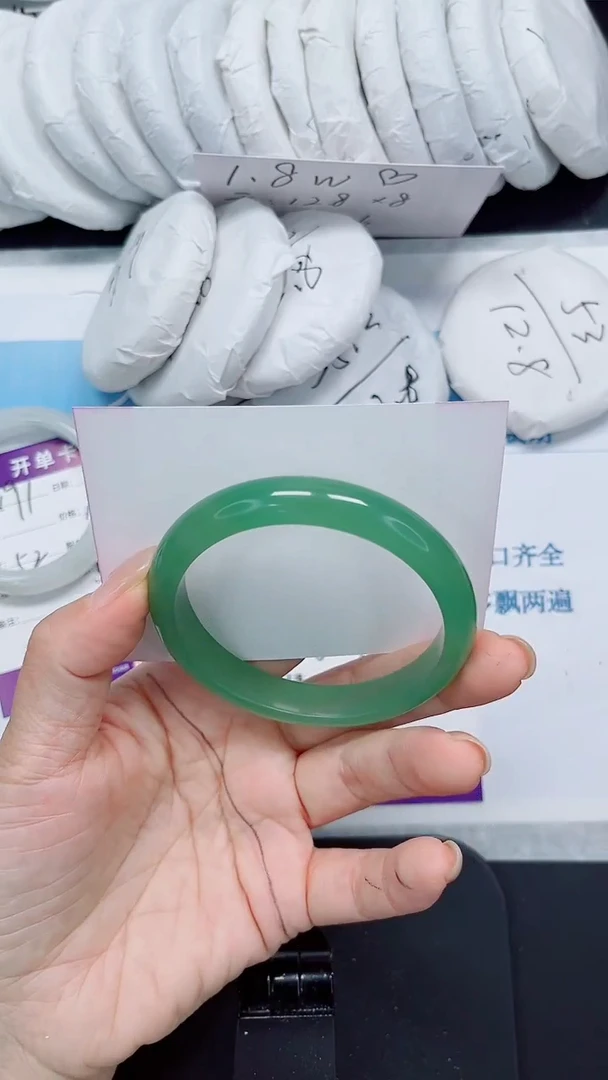 未镶嵌手镯石英质玉192-60.3