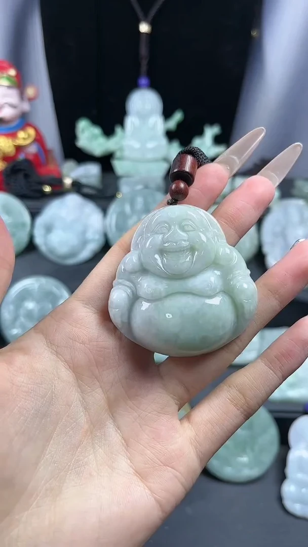 【闪购商品】翡翠颈饰未镶嵌大肚佛