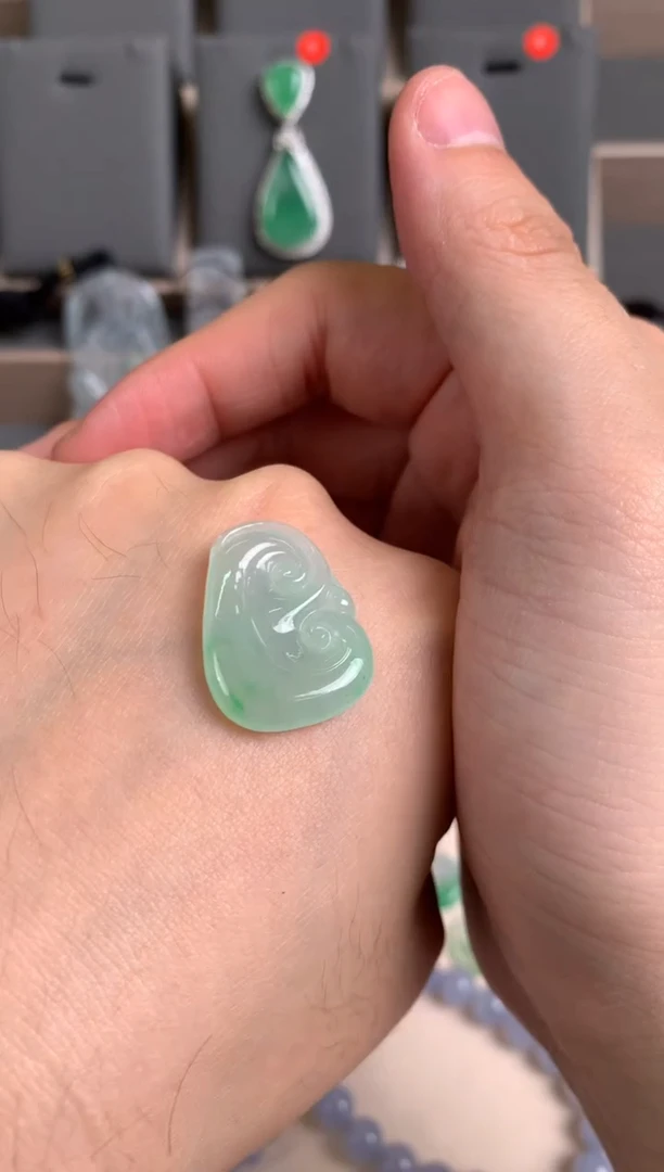 未镶嵌定制翡翠裸玉