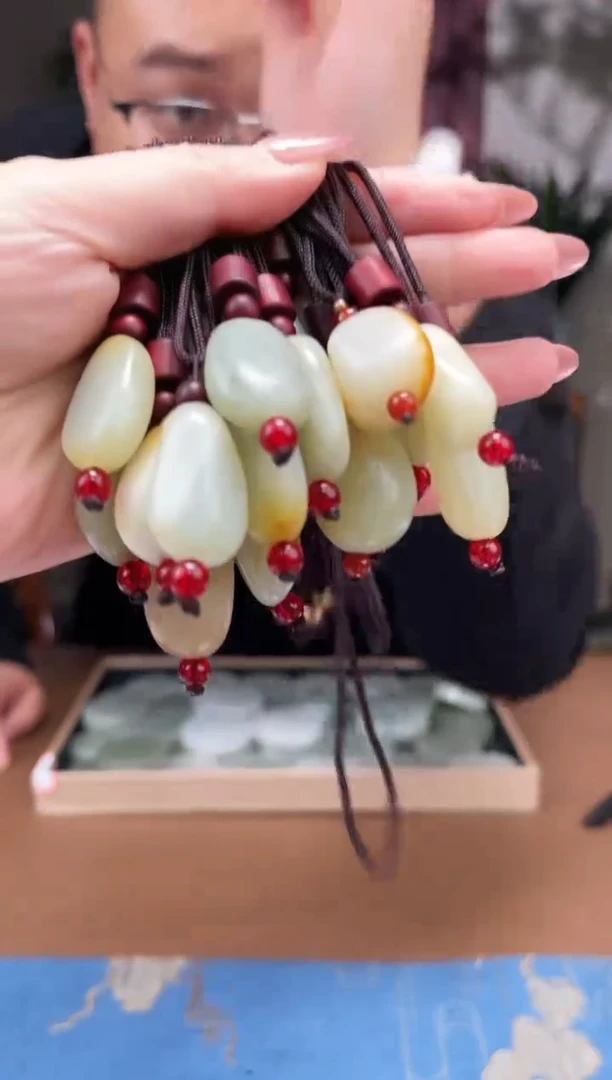 和田玉未镶嵌颈饰s267