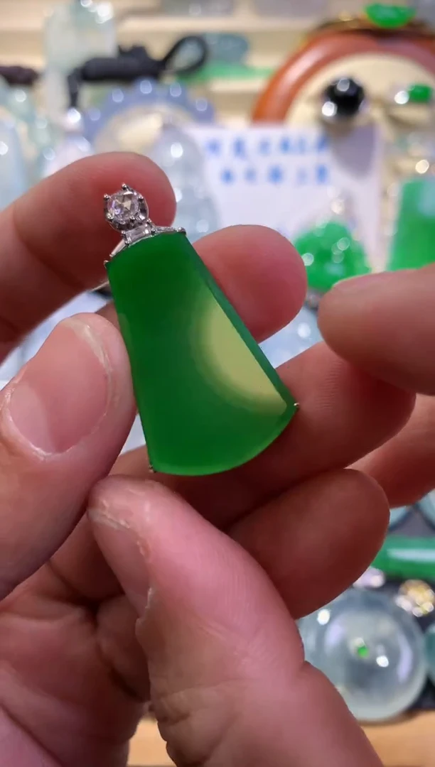 【闪购商品】定制翡翠未镶嵌230509121