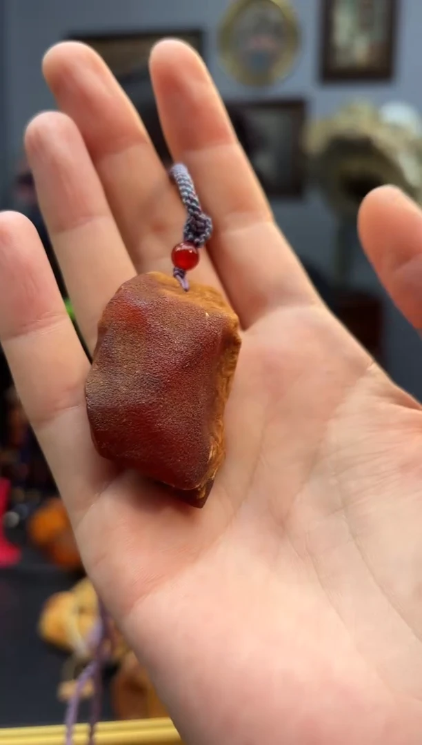 琥珀颈饰未镶嵌吊坠