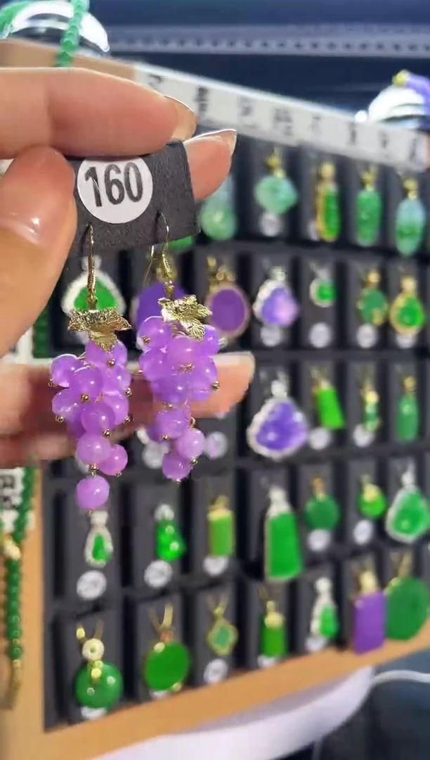 【闪购商品】翡翠耳饰银S925镶嵌160...