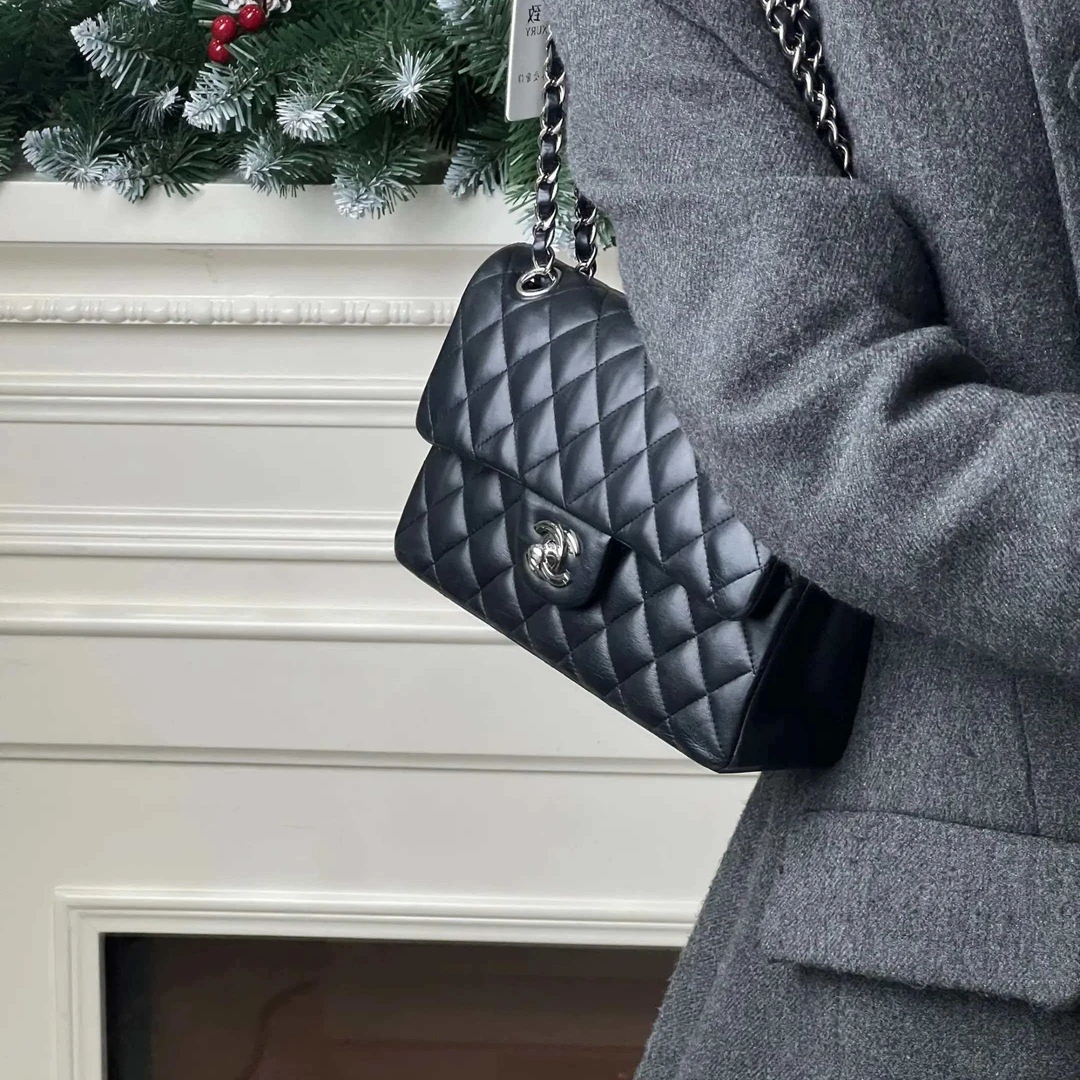 99新 Chanel/香奈儿 Chanel cf 小号黑银羊/优品