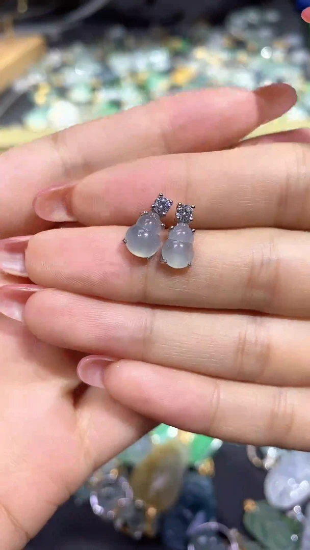 颈饰银S925镶嵌翡翠20250915018