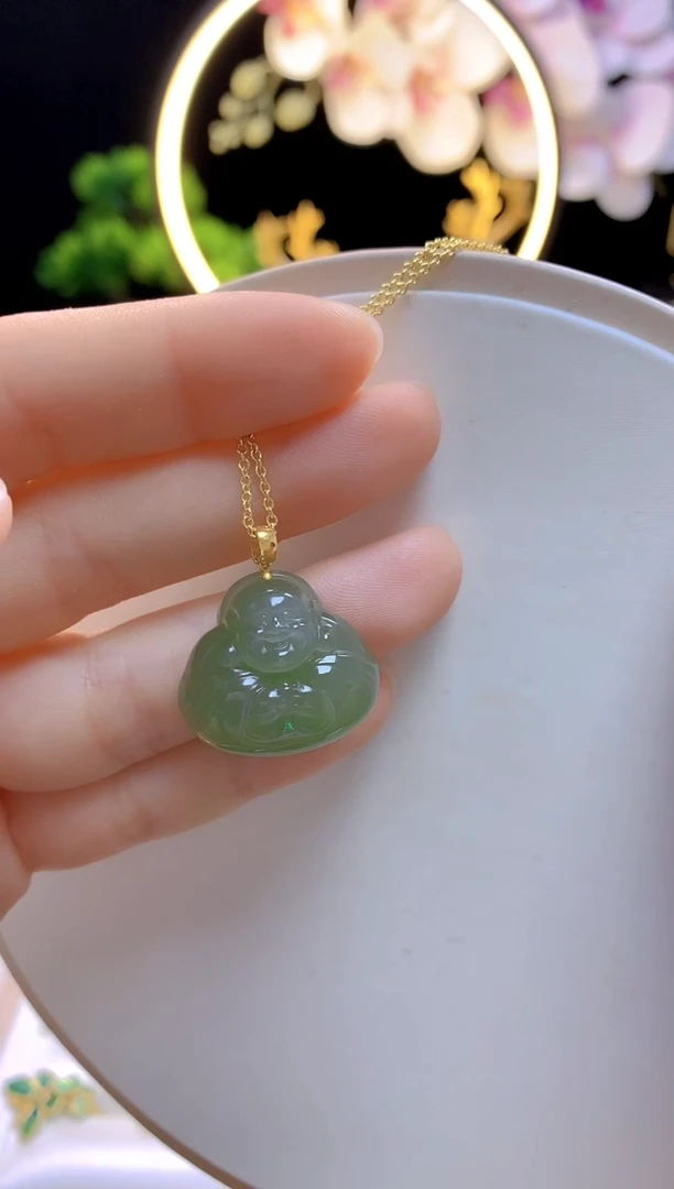 和田玉18K金镶嵌吊坠(赠链)抱抱佛
