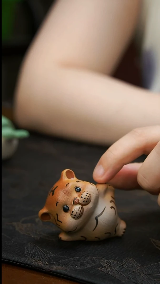 茶壶紫砂猛虎茶宠