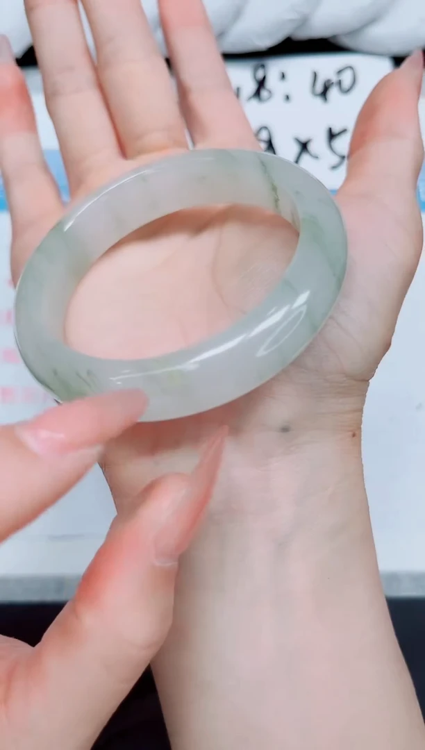 【闪购商品】石英质玉手镯未镶嵌245-56.2