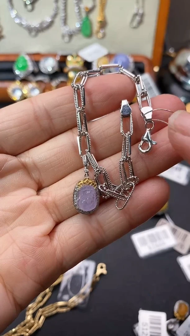 【闪购商品】翡翠吊坠(不含链)18K金镶嵌吊坠