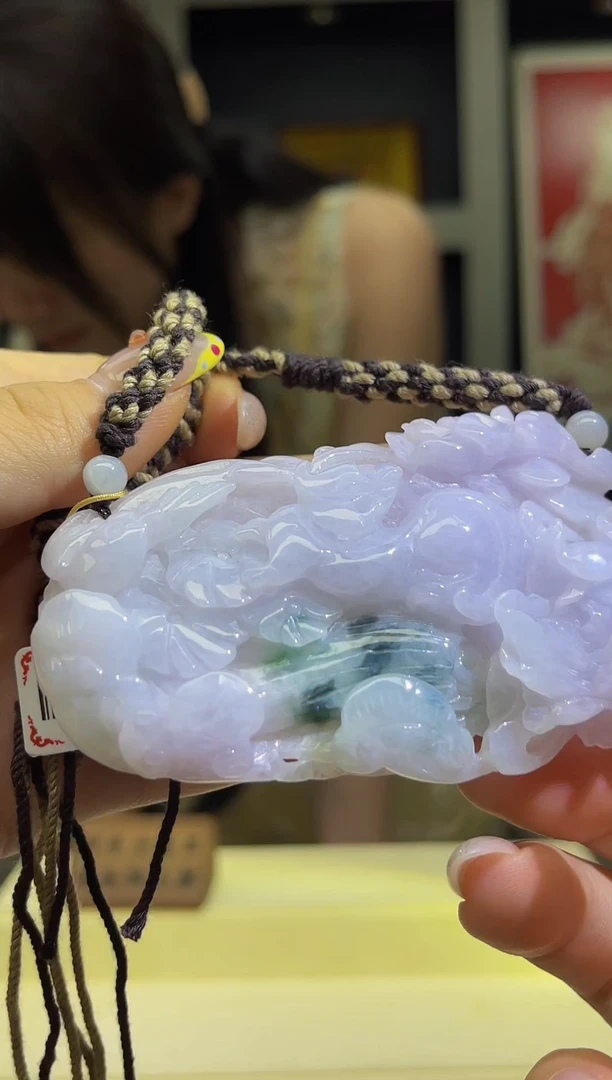 翡翠未镶嵌颈饰MFC081962