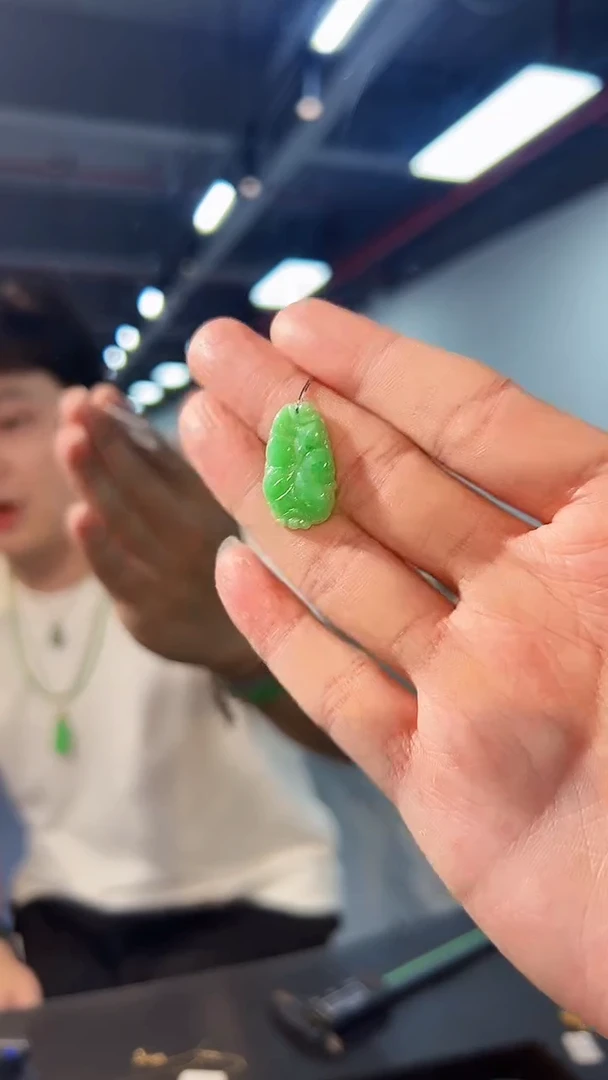 【闪购商品】翡翠颈饰未镶嵌缅料A货/支持复检/一件