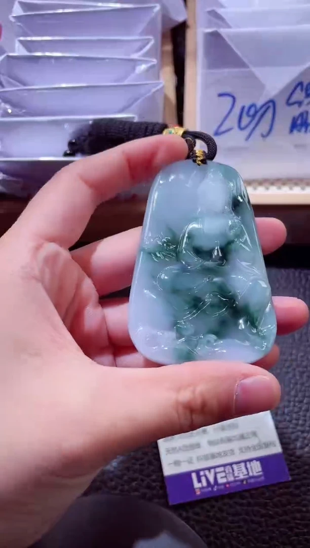 颈饰未镶嵌翡翠00000139素衣观音