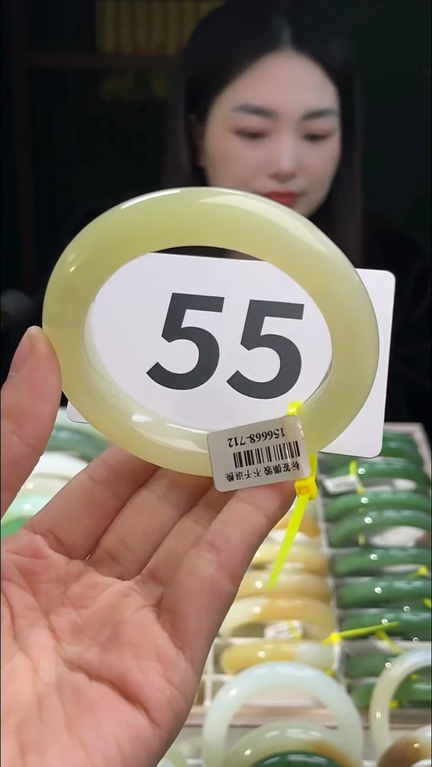 定制和田玉和田玉手镯