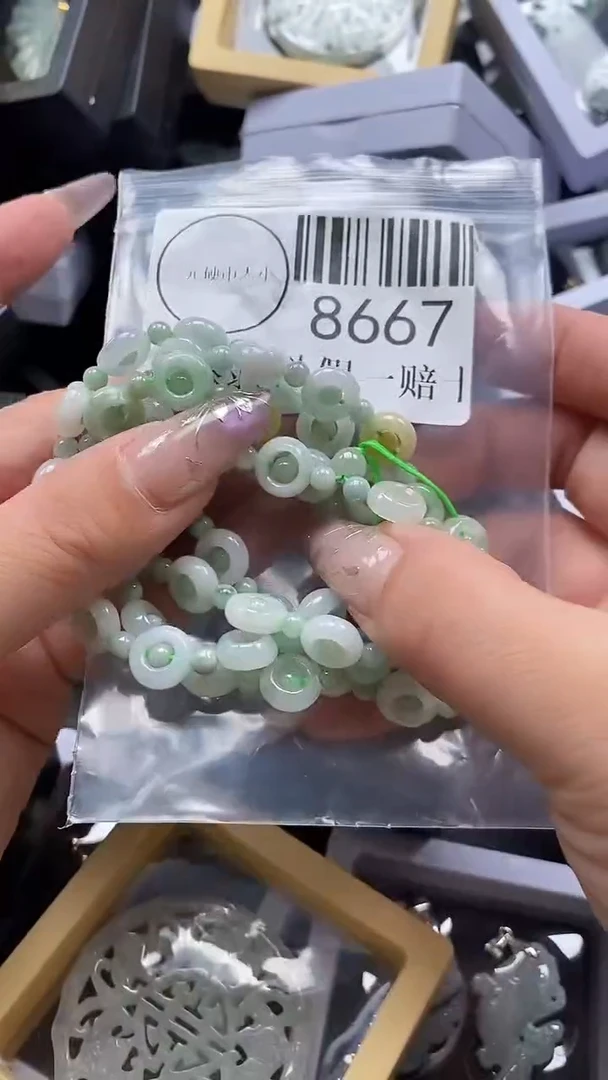 吊坠(不含链)未镶嵌翡翠8667