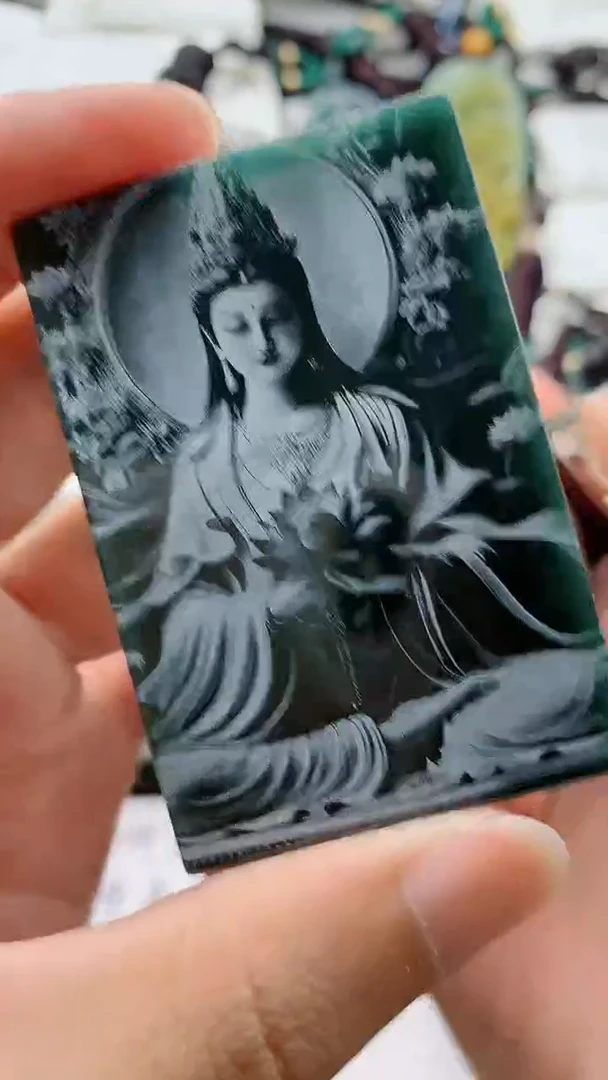 颈饰未镶嵌翡翠8881