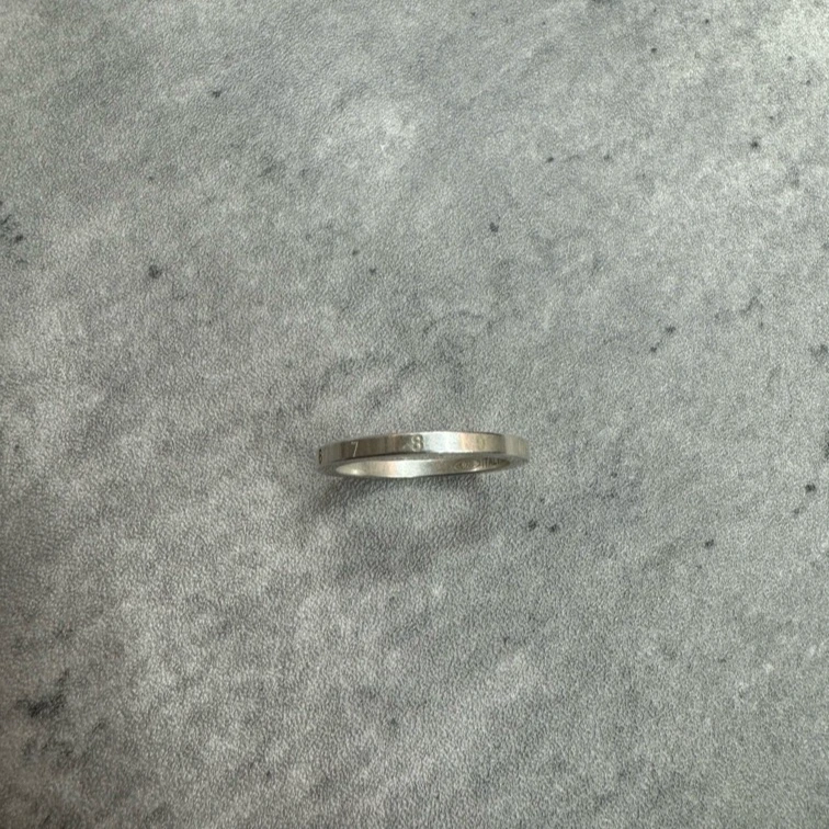 全新未使用 Maison Margiela/梅森马吉拉 标志 戒指 银色/8-9码