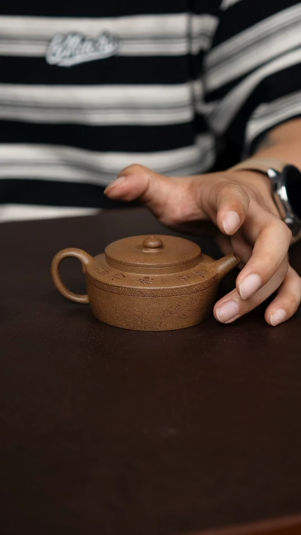 茶壶紫砂子*卧轮禅师140cc