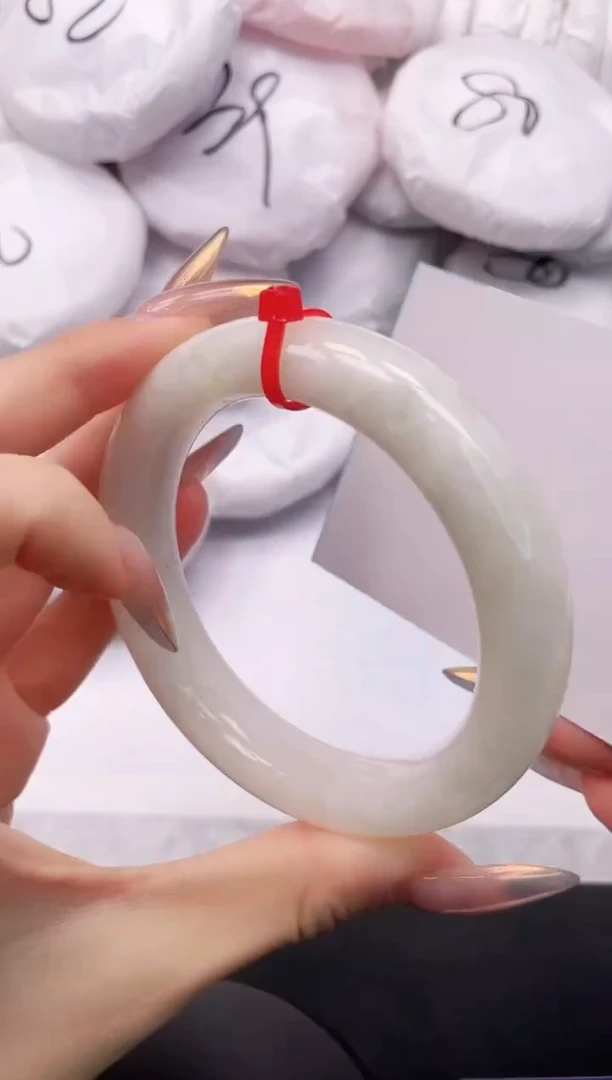 【闪购商品】和田玉手镯未镶嵌7K29-58