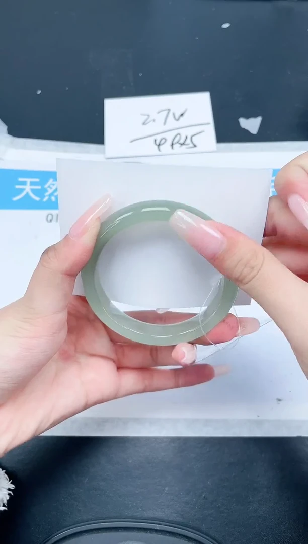 【闪购商品】石英质玉手镯未镶嵌312-