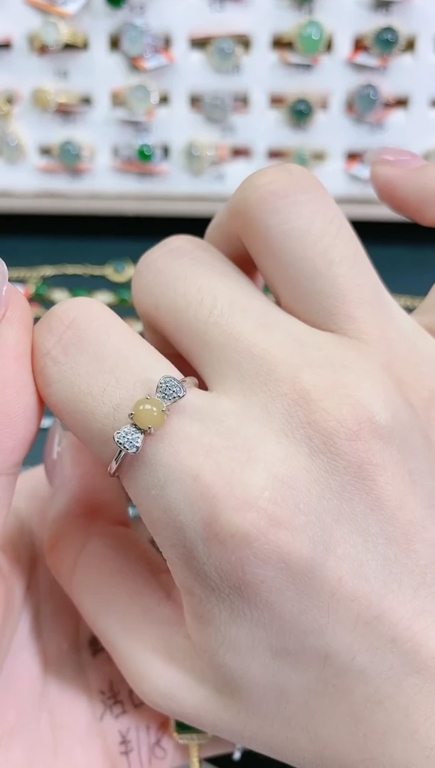 翡翠戒指银S925镶嵌天然翡翠