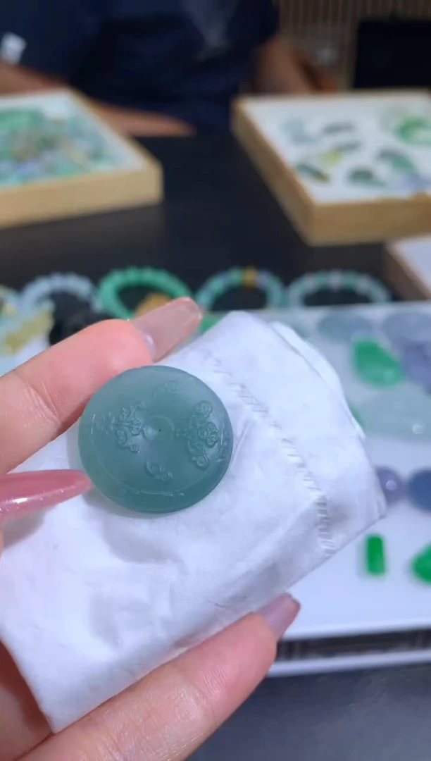 未镶嵌定制翡翠ᥫ****ᰔ翡翠