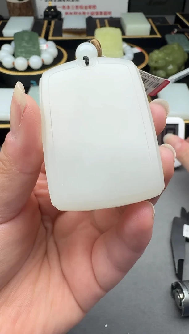颈饰未镶嵌和田玉4