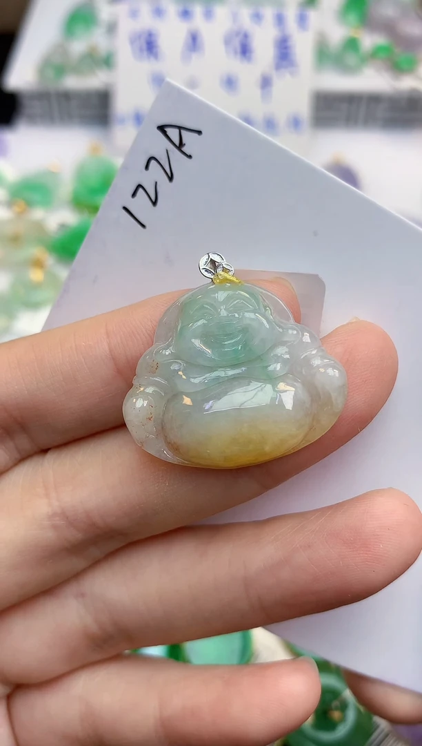 颈饰18K金镶嵌翡翠天然缅甸a货翡翠