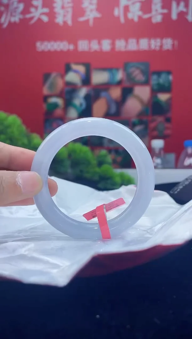 翡翠手镯未镶嵌手镯10