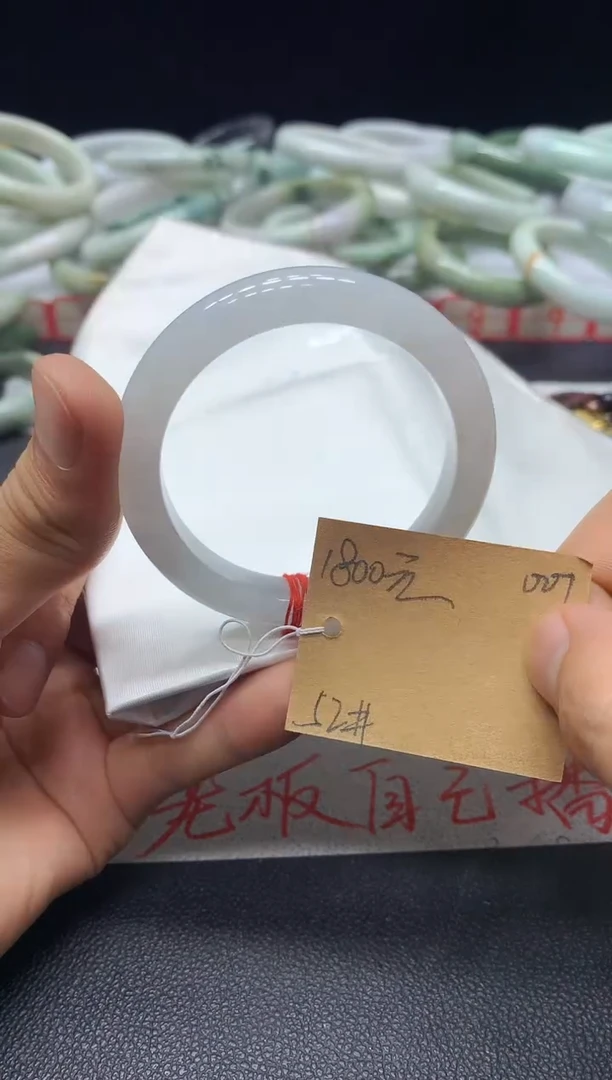 定制翡翠A货手镯未镶嵌毛货手镯需精细抛光