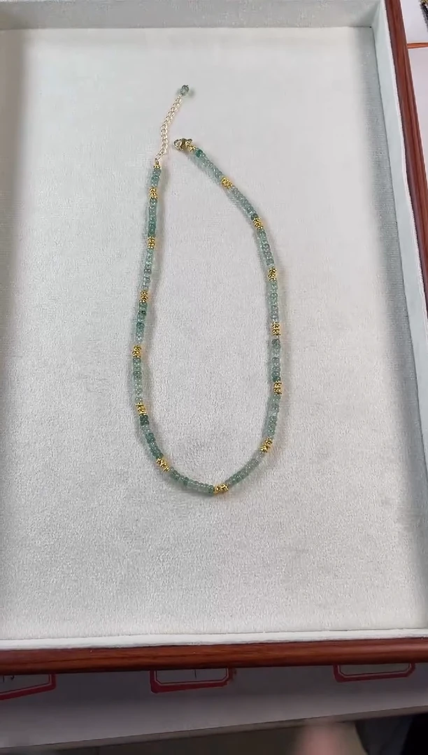 水晶手串未镶嵌绿草莓多圈手串