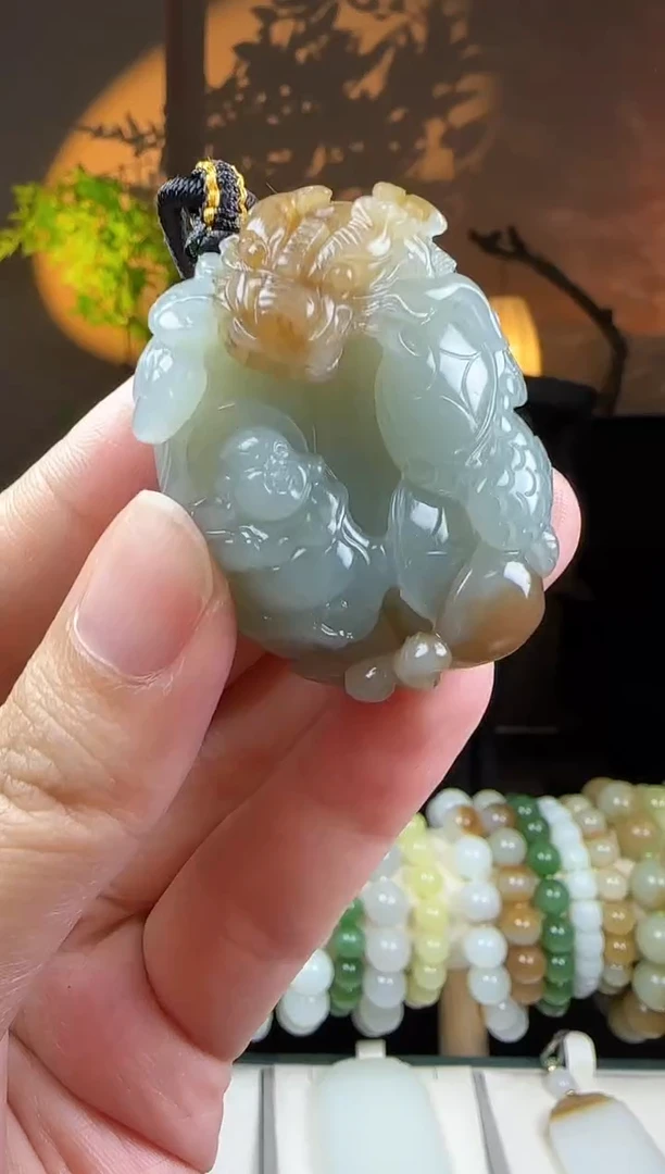 吊坠(不含链)未镶嵌和田玉JJD0104090多样性发一