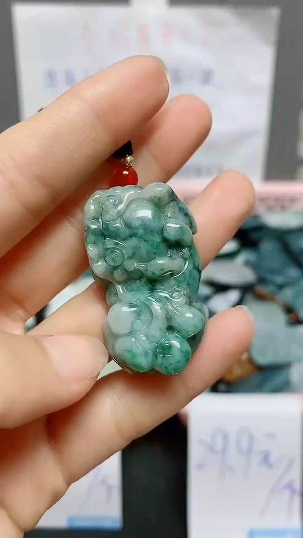 【闪购商品】翡翠颈饰未镶嵌天然翡翠A货