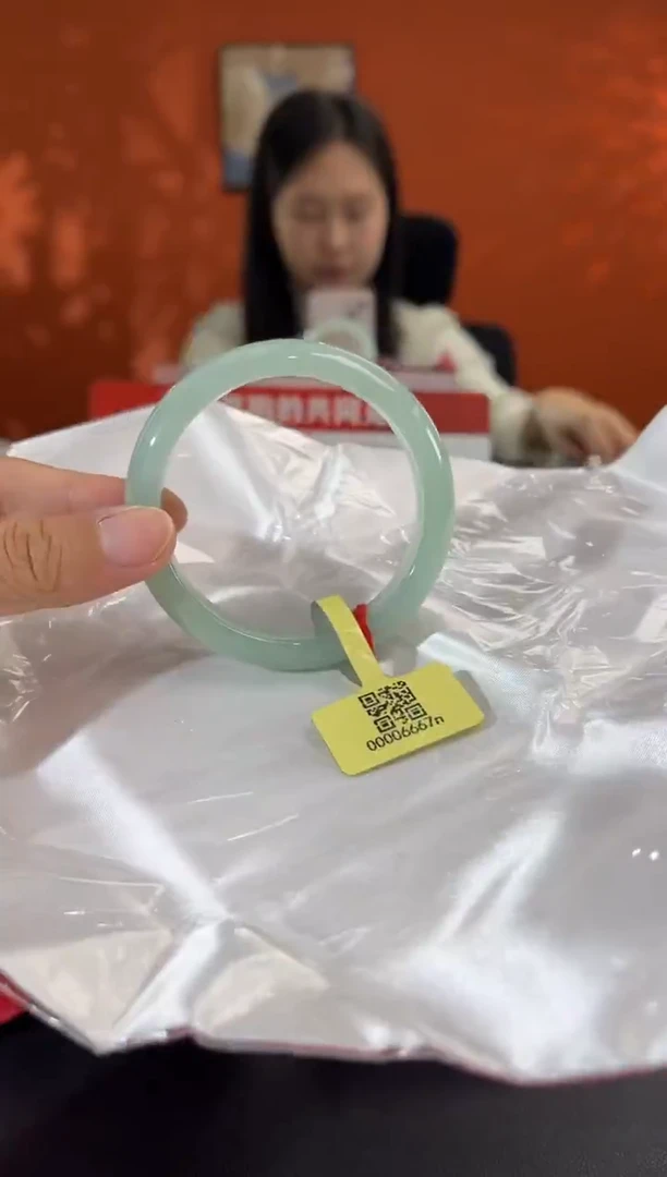 未镶嵌手镯翡翠1C 54